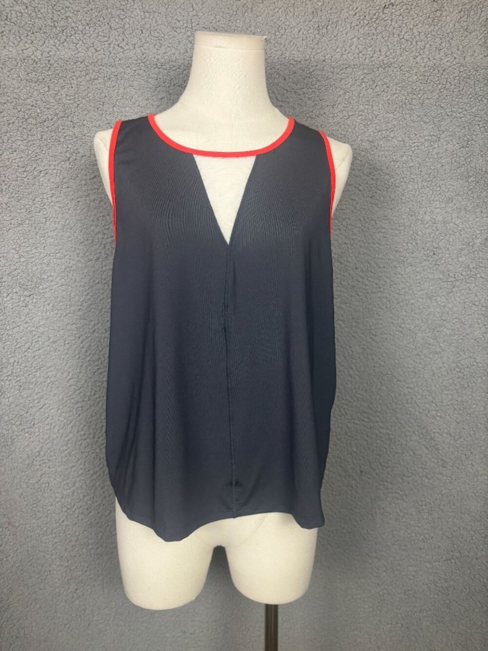 Lucky In Love Women's Performance Vaportex Tennis tank Top Gray XL NWOT's